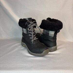 Women’s Ugg Snow Boots Sz 9 Black Adirondack Leather & Fold Plaid Fur Cuff $250